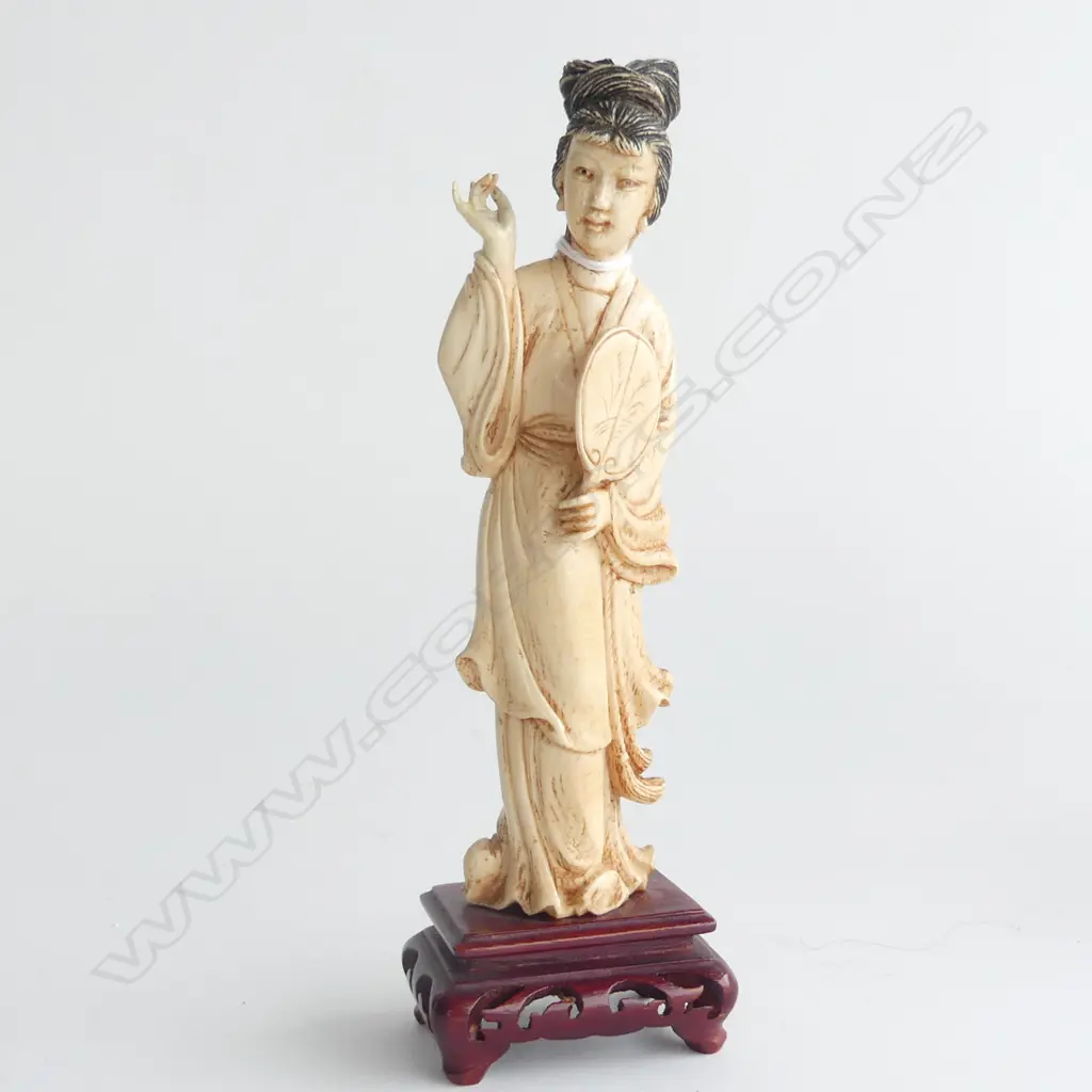 OLD CHINESE CARVED IVORY WOMAN W FAN ON STAND H.180mm Image 1++