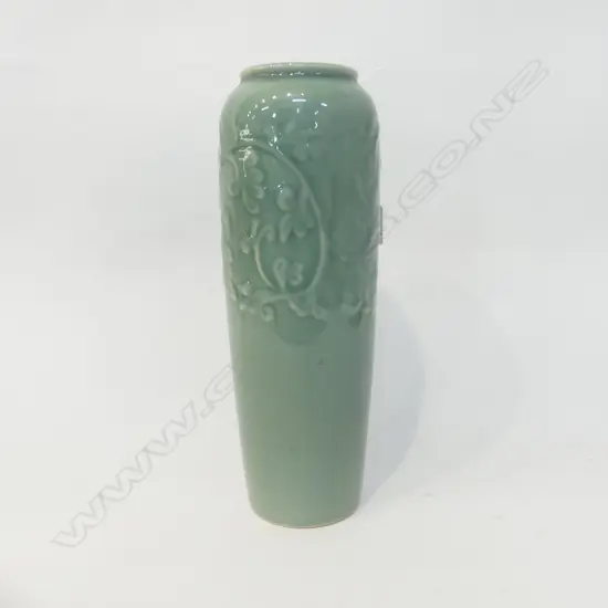 MODERN ORIENTAL CELADON VASE H.330mm