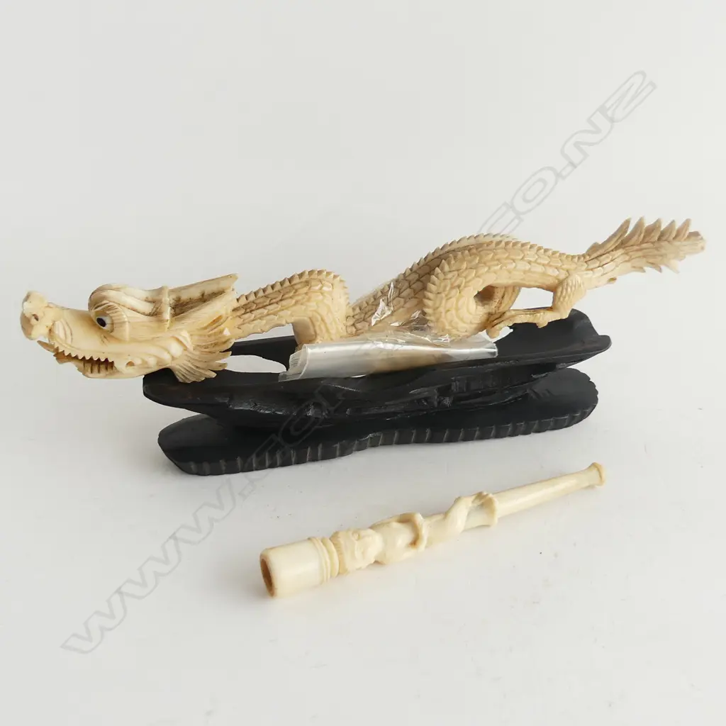 CHINESE IVORY DRAGON AF & STAND  L200MM & IVORY CIG HOLDER Image 1++