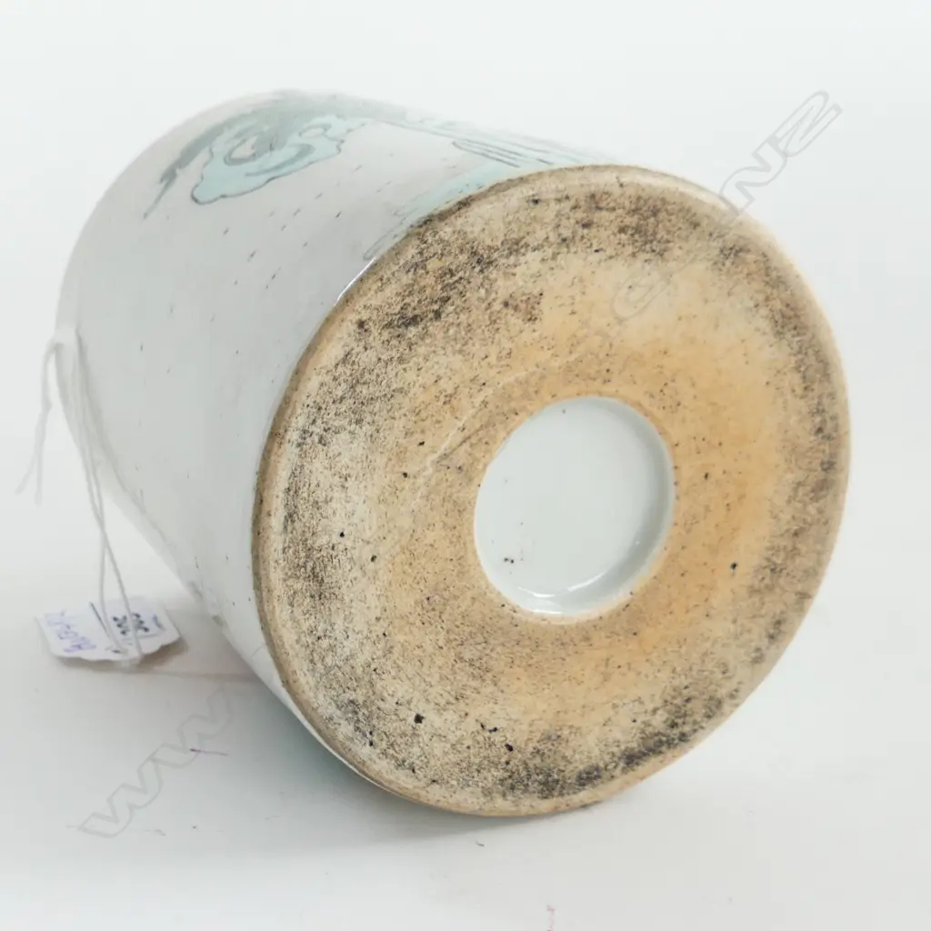 CHINESE BRUSH POT w. 2 FIGURES H.125mm Image 1++