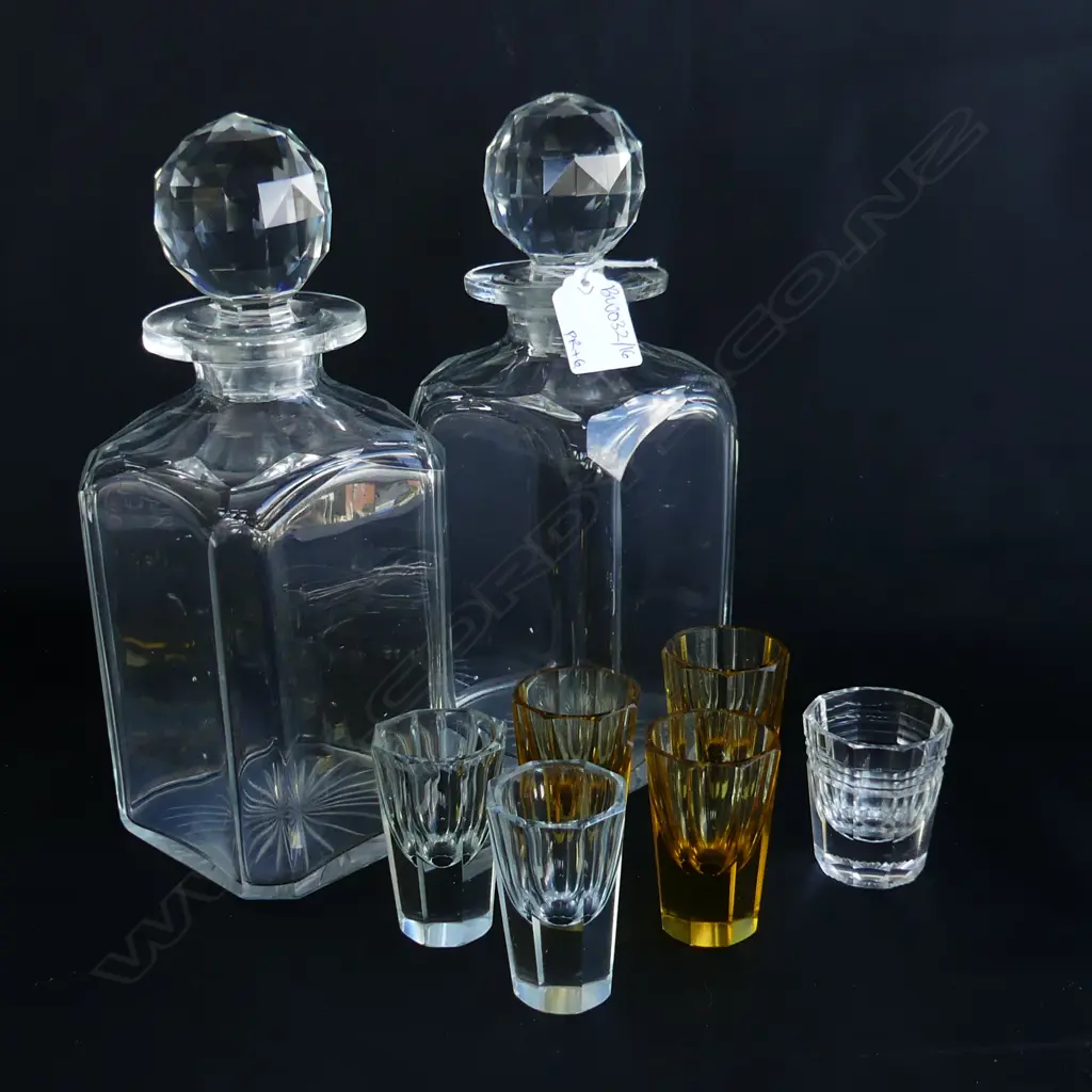 PR CRYSTAL DECANTERS H.240mm + 6 SHOT GLASSES  Image 1++