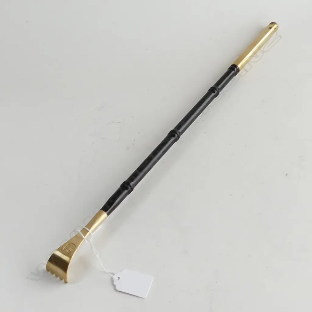 CHINESE ROSEWOOD BACK SCRATCHER Image 1++