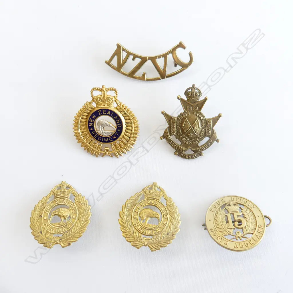 6 ASST. NZ WAR MEDALS Image 1++