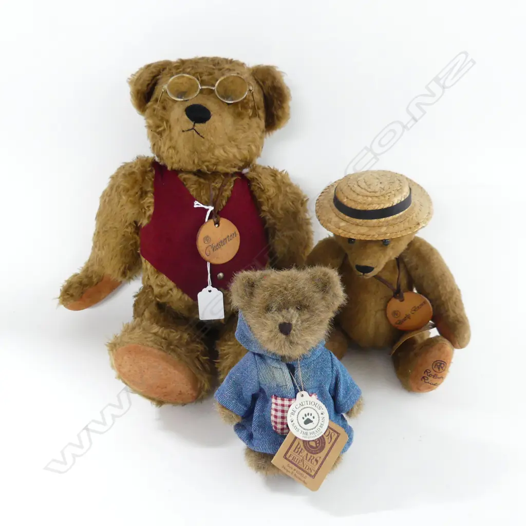 3 TEDDY BEARS; 2 ROBIN RIVE 'BEARLY BROWN' & 'CHESTERTON' H.380mm + BOYD BEAR Image 1++