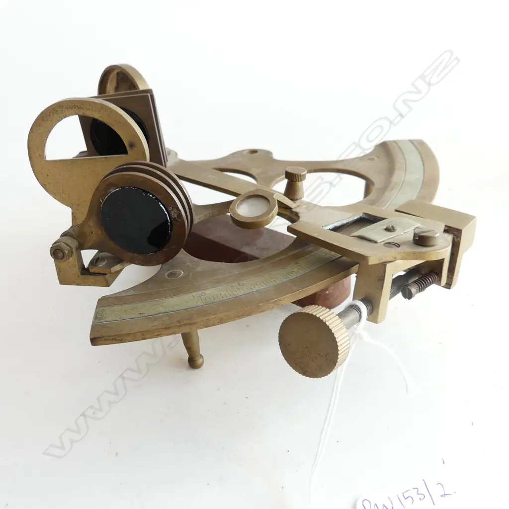 VINTAGE SEXTANT 'ROSS LONDON' W.180mm Image 1++
