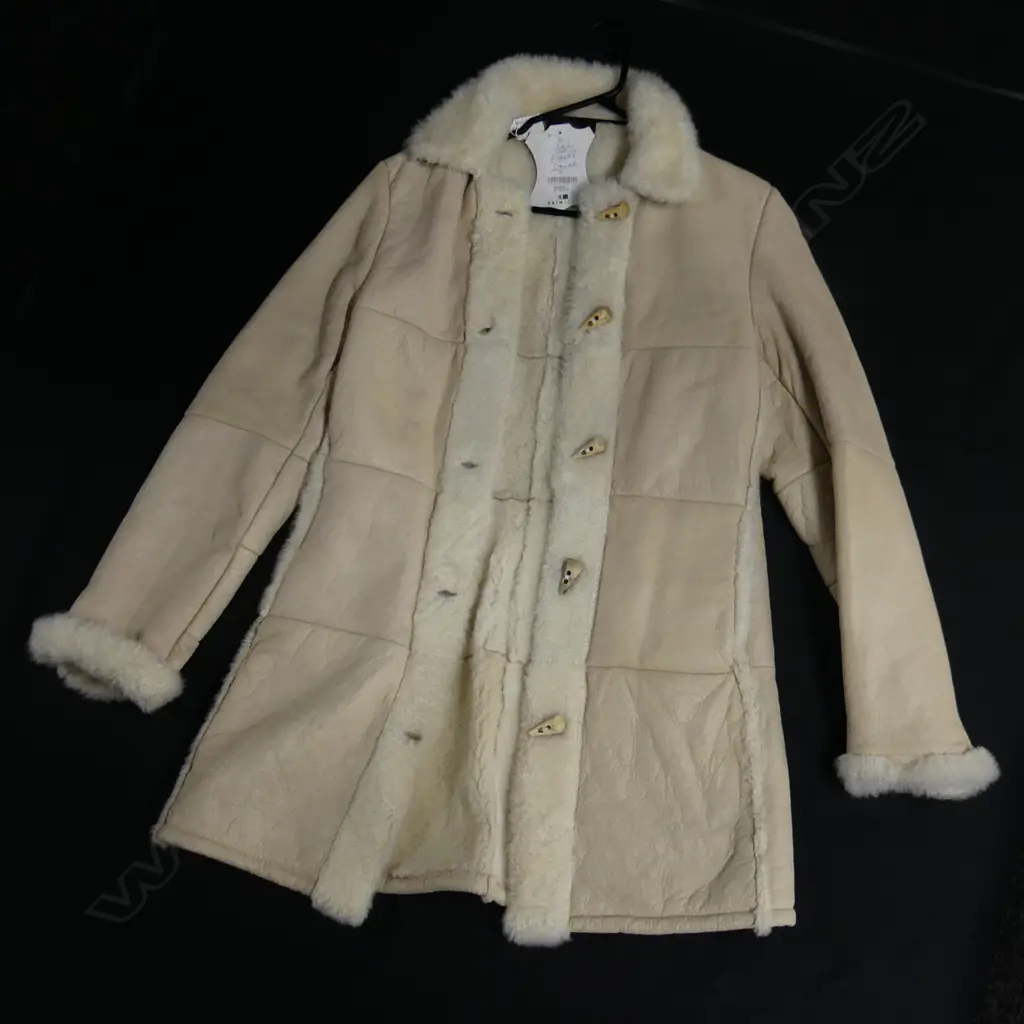 SKINDEEP LAMBSKIN JACKET SIZE SMALL NEW w. RETAIL TAG $2250 Image 1++