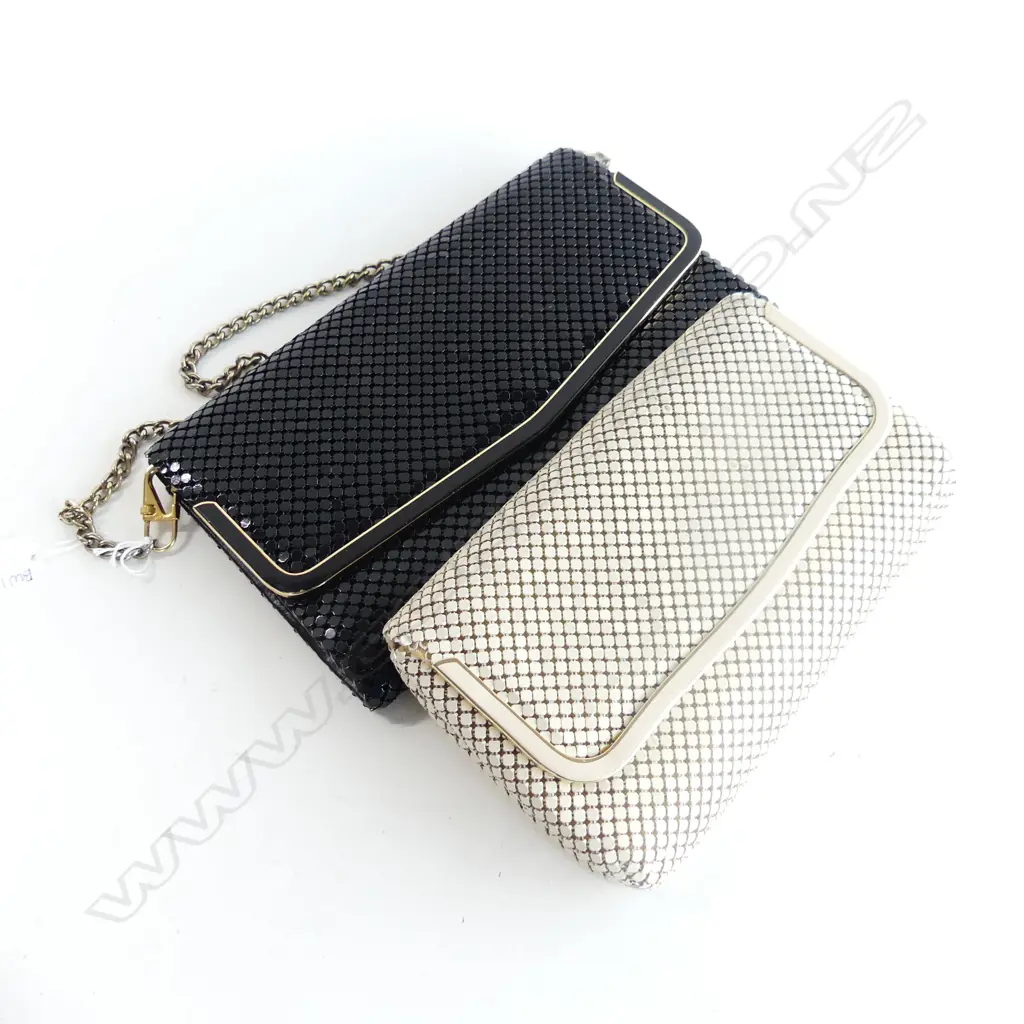 2 OROTON STYLE MESH PURSES W.260mm Image 1++