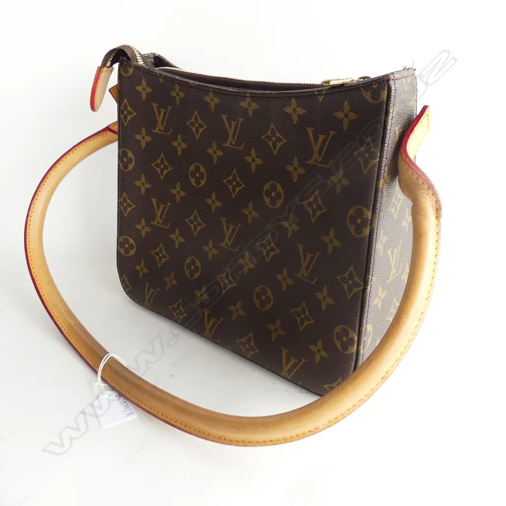 LOUIS VUITTON HANDBAG W.265mm some wear Image 1++