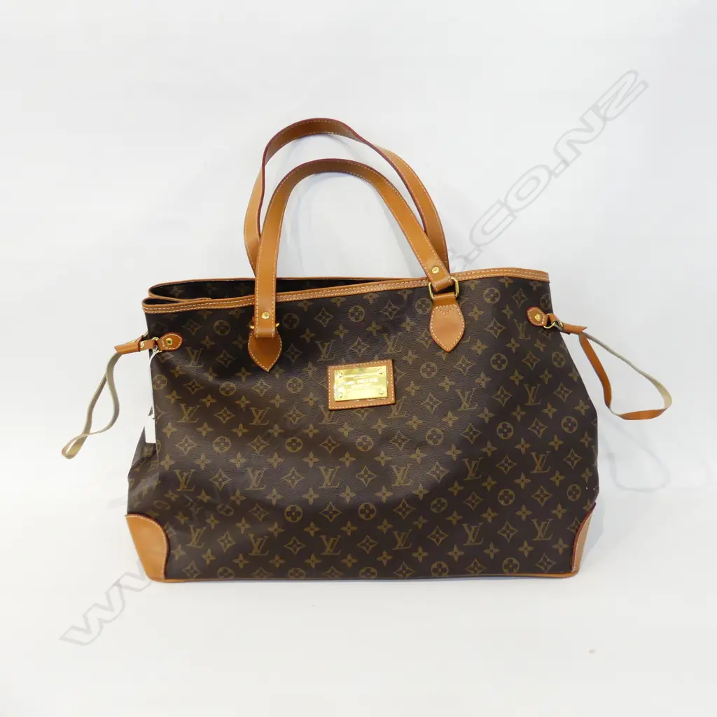 FAUX LOUIS VUITTON CARRY BAG W.600mm Image 1++