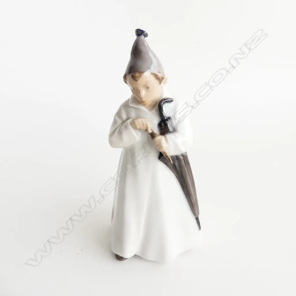 ROYAL COPENHAGEN FIGURINE, BOY w. UMBRELLA H.160mm Image 1++
