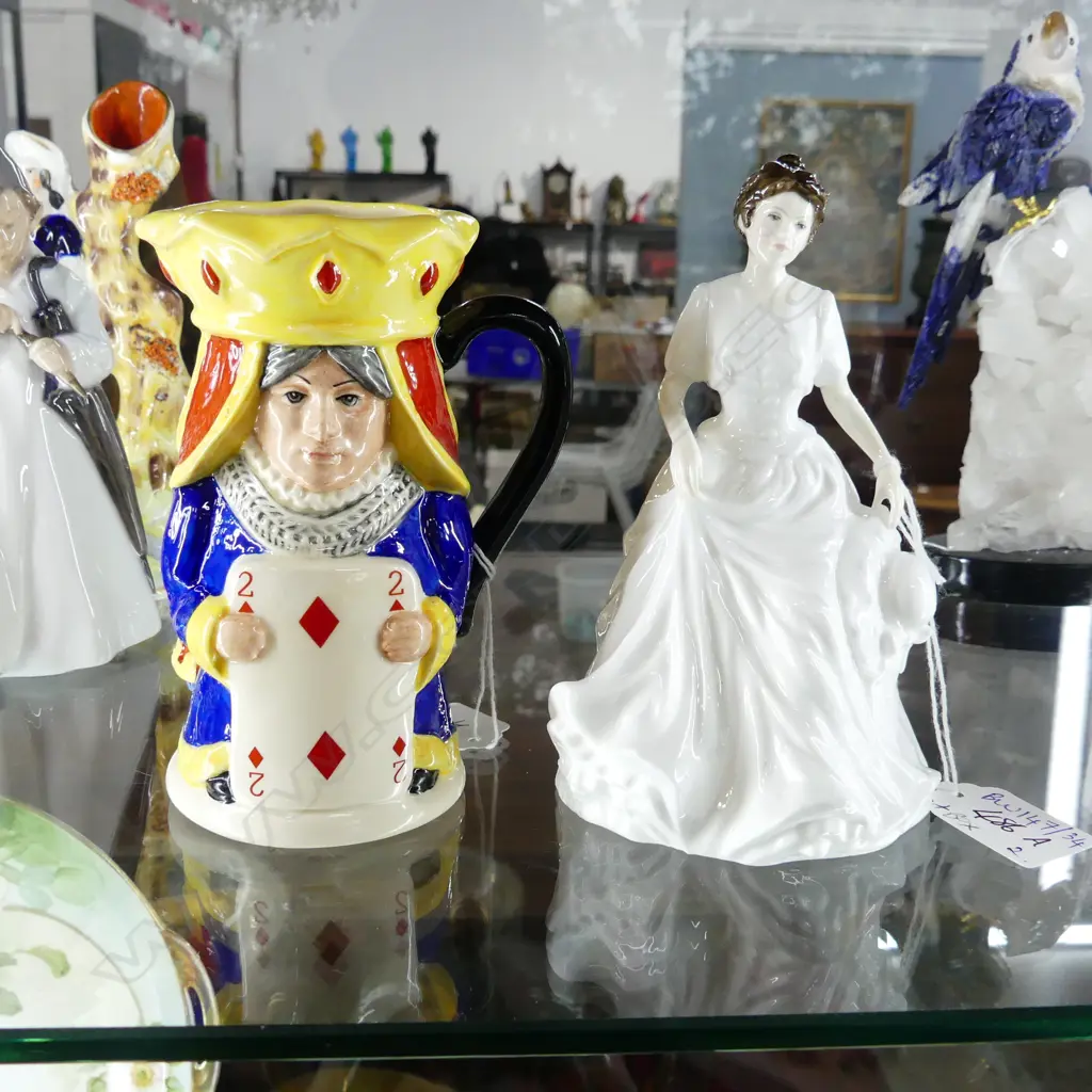 2 PCES ROYAL DOULTON; 'HARMONY' H.155mm & KING & QUEEN OF DIAMONDS CHARACTER JUG H.130mm BOTH BOXED Image 1++