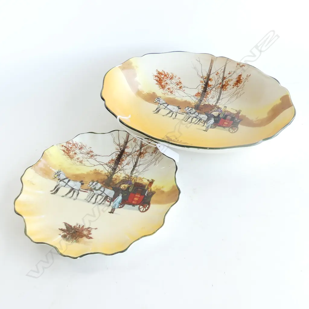 RTV ROYAL DOULTON COACHING DAYS, SCALLOPED PLATE (DIA 200MM) A/F & OVAL BOWL (L. 280MM) Image 1++