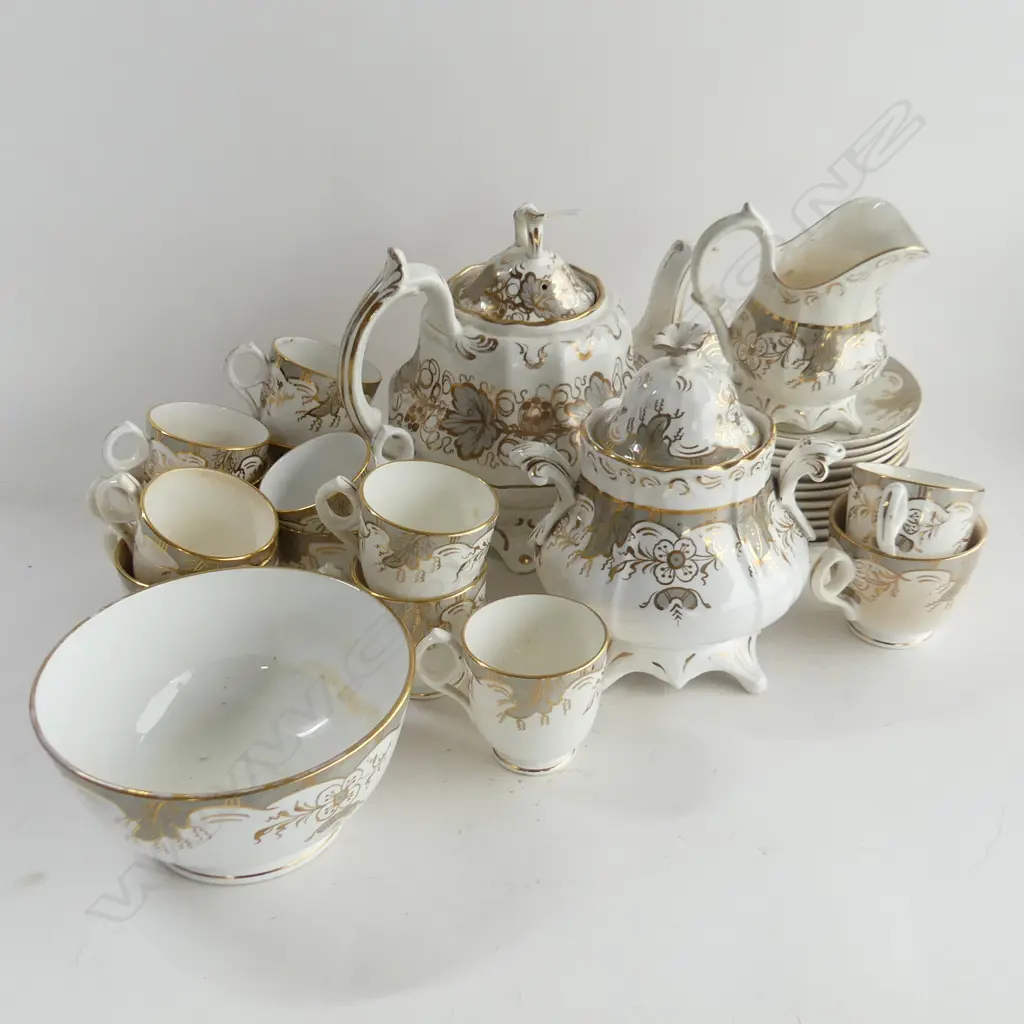 28 PCE VICTORIAN TEA SET; 13 CUPS (4 LG, 9 SML) 11 SAUCERS, MILK, BOWL, LIDDED SUGAR & TEA POT - FAULTS Image 1++