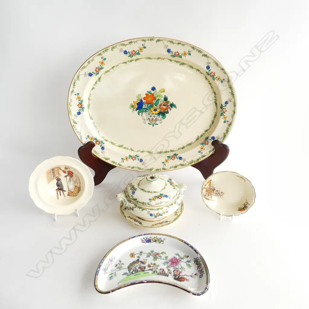 BOOTHS CHINA DUTCESS PAT ASHET L460MM SMALL MATCHING TURREEN ON DISH DIA 160MM & 3 MISC DISHES Image 1++