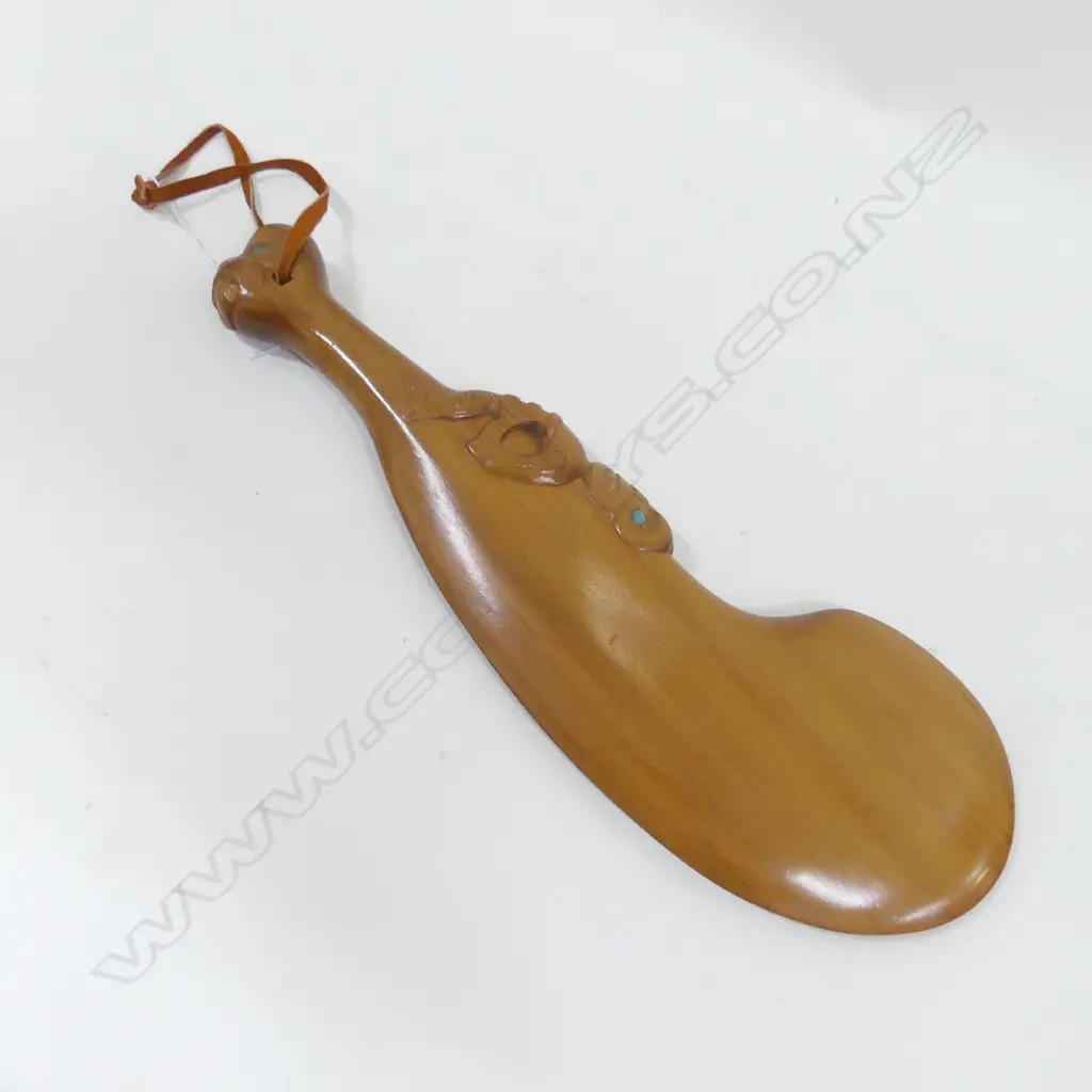CARVED WOODEN MAORI PATU L.400mm (21102) Image 1++