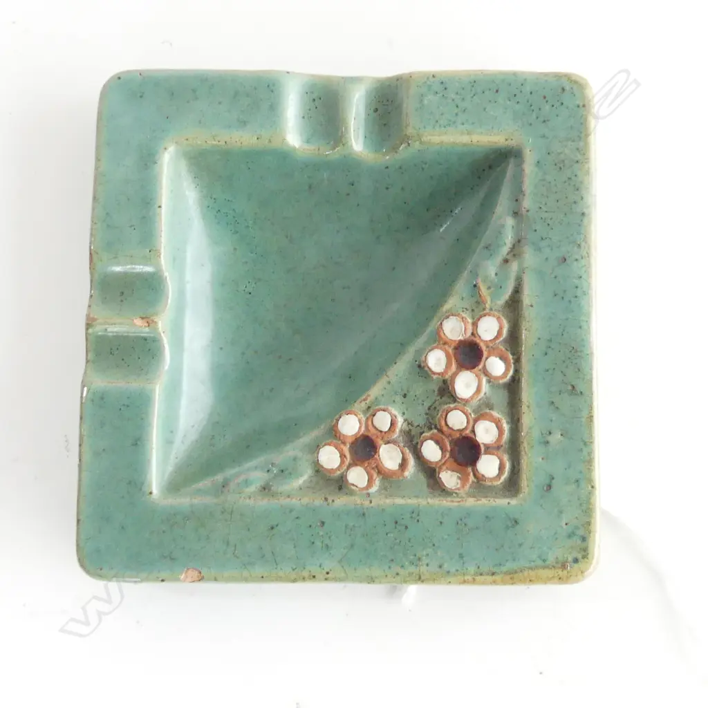 OLIVE JONES ASHTRAY 95x95mm signed to base - 3 small glaze chips Image 1++