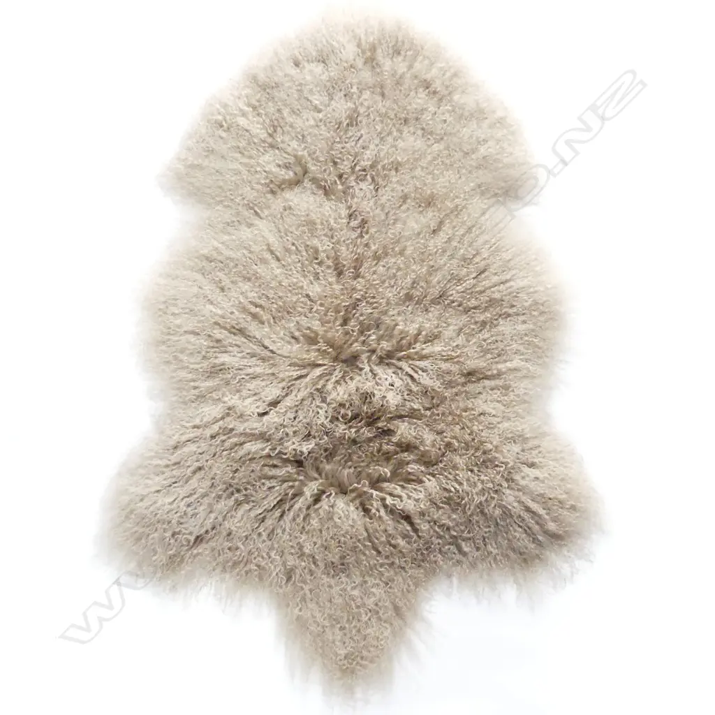 TIBETAN LAMB RUG  Image 1++