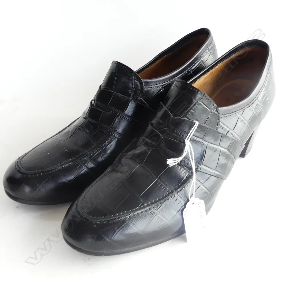PR MINNIE COOPER WOMAN'S BLACK LEATHER SHOES size 39 1/2 Image 1++