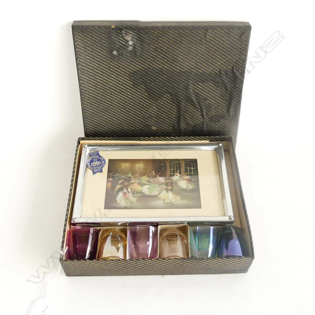 RETRO SM CHROME FRAMED TRAY WITH BALLERINA PRINT (240 x 160mm) & 6 ASST COLOURED SHOT GLASSES - IN ORIG. BOX Image 1++