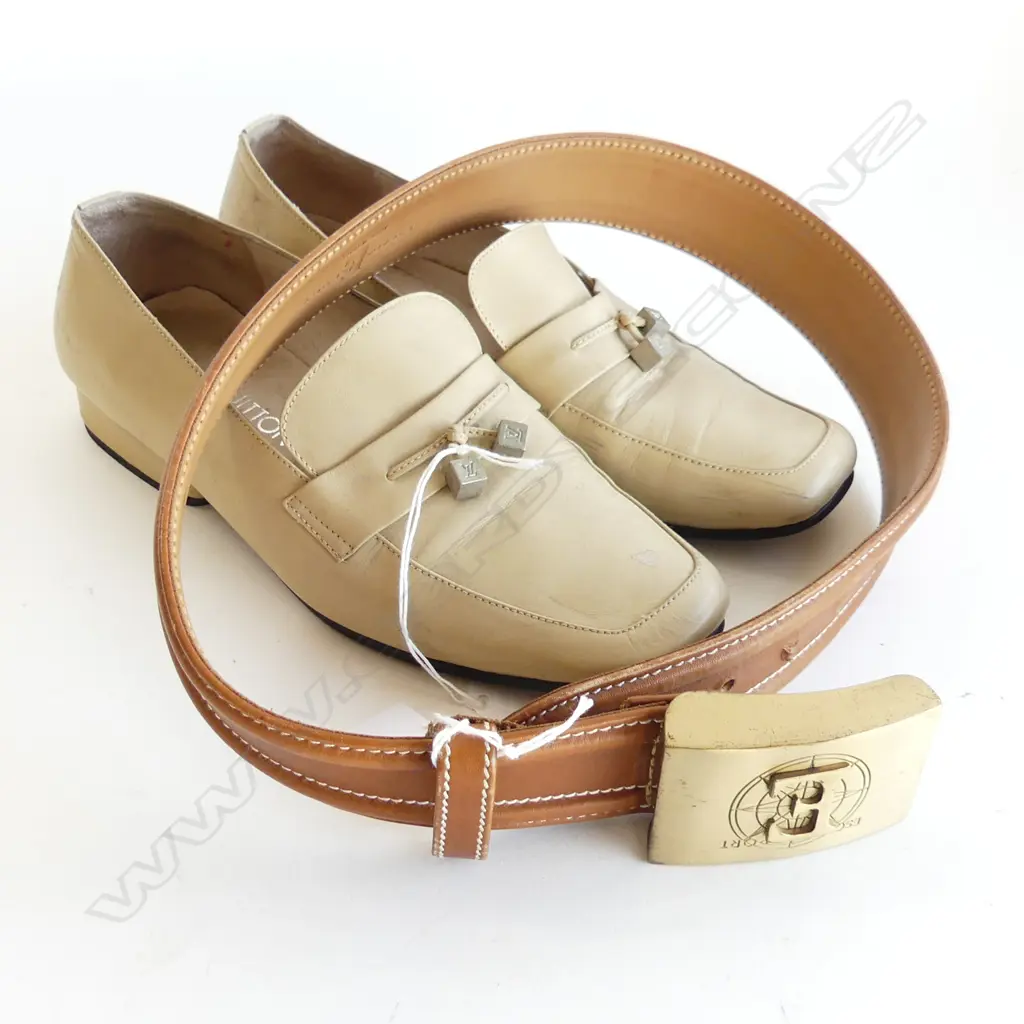 PR LOUIS VUITTON WOMANS LOAFERS c.1980s SIZE 37 + ESCADA ITALIAN LEATHER BELT 750mm max waist Image 1++