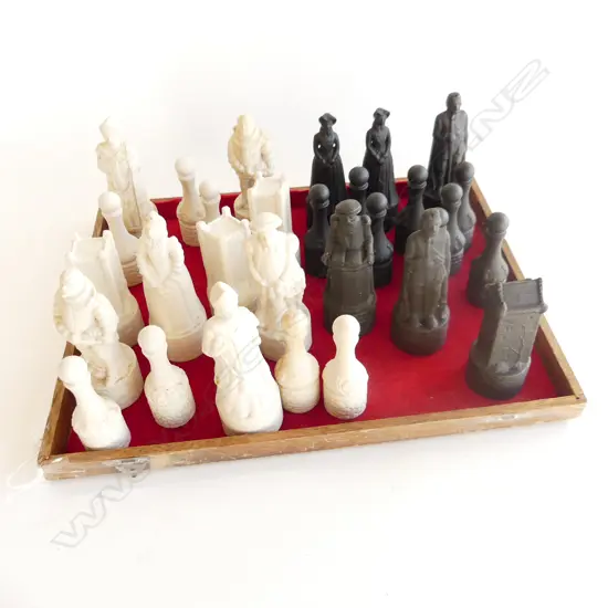 32 CHESS PCES; BENEAGLES SCOTCH WHISKY 'THISTLE & ROSE' BY WADE PORCELAIN + BOX OF BOXES (INCOMPLETE SET)