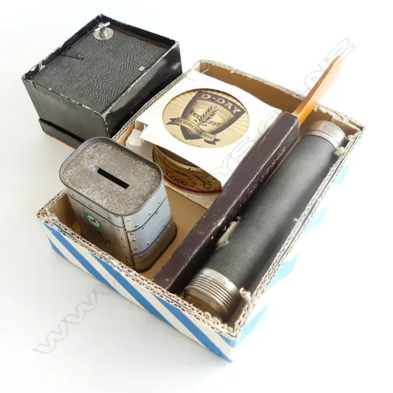 SMALL BOX 5 COLLECTABLES  ZIPPO LIGHTER TORCH MONEY BOX RAZOR STROP & BOXED CAMERA