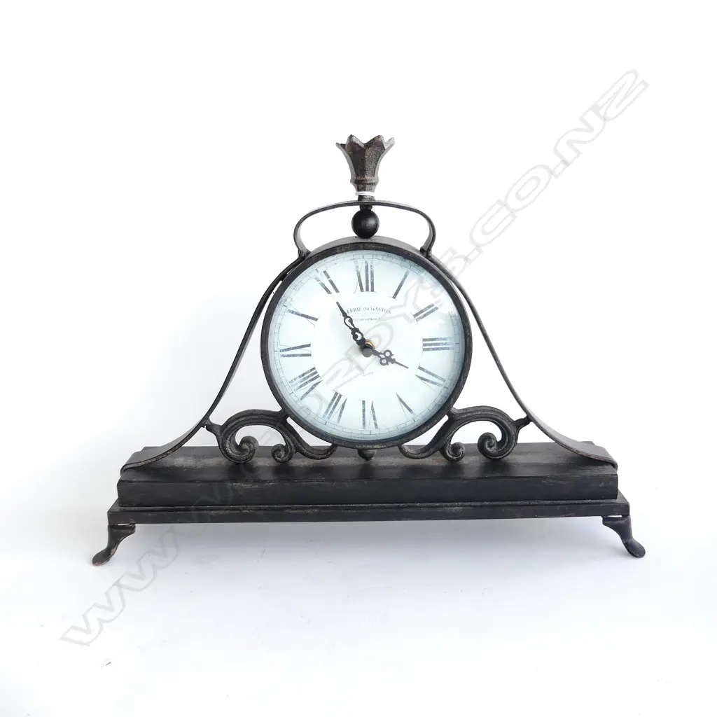 REPRODUCTION FRENCH STYLE METAL MANTLE CLOCK W.400mm H.300mm Image 1++