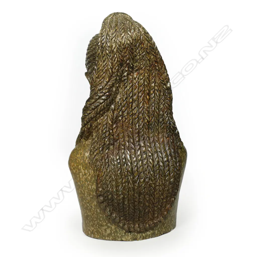 LEONARD MPATALIA (ZIMB) ' SHONA LADY ' CARVED LEMON STONE SCULPTURAL BUST H.370mm Image 1++