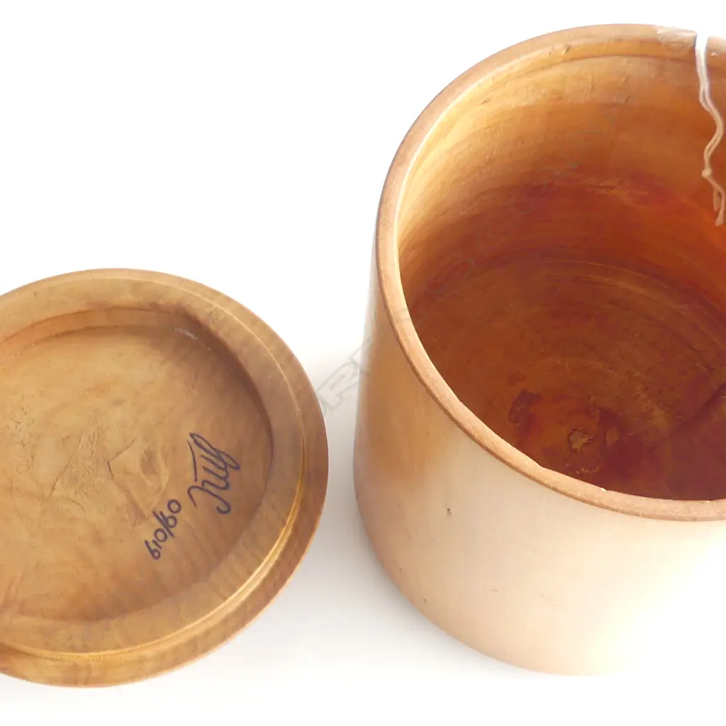 TURNED KAURI LIDDED CONTAINER BY IAIN CHRICHTON H.190mm Image 1++