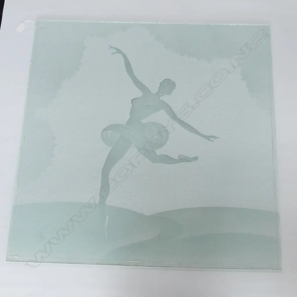 LG VINTAGE  FROSTED GLASS WINDOW PANE WITH ETCHED BALLERINA  835 X 835MM Image 1++