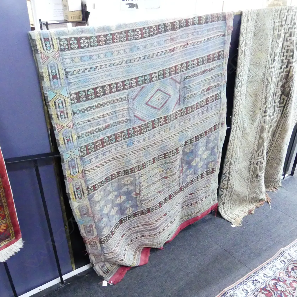 RED FLAT WEAVE RUG SOME WEAR 2300x1300mm Image 1++