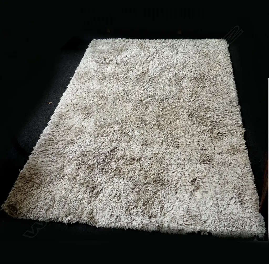 MACHINE WOVEN GREY SHAGGY PILE RUG 1600x3200mm Image 1++