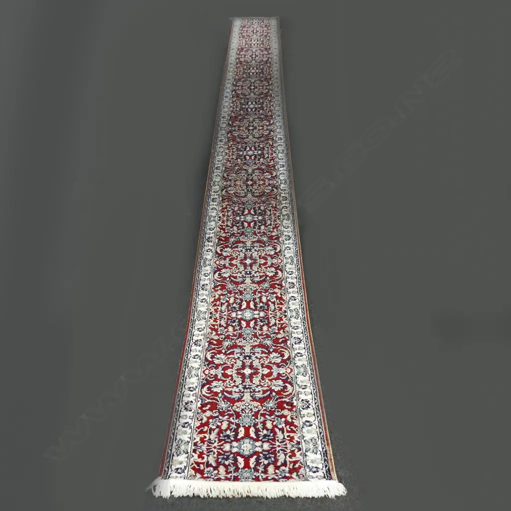 MACHINE KNOTTED RUNNER showing wear 7500x660mm Image 1++
