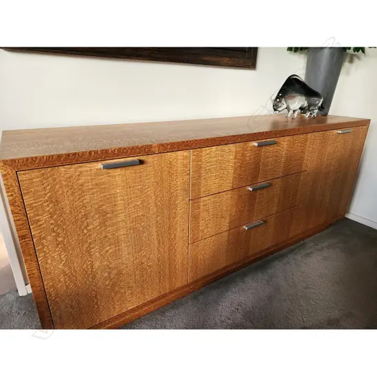 HUBERT FEHNKER 'ULTIMATE LIVING' AMERICAN OAK SIDEBOARD 1780x450x750mm