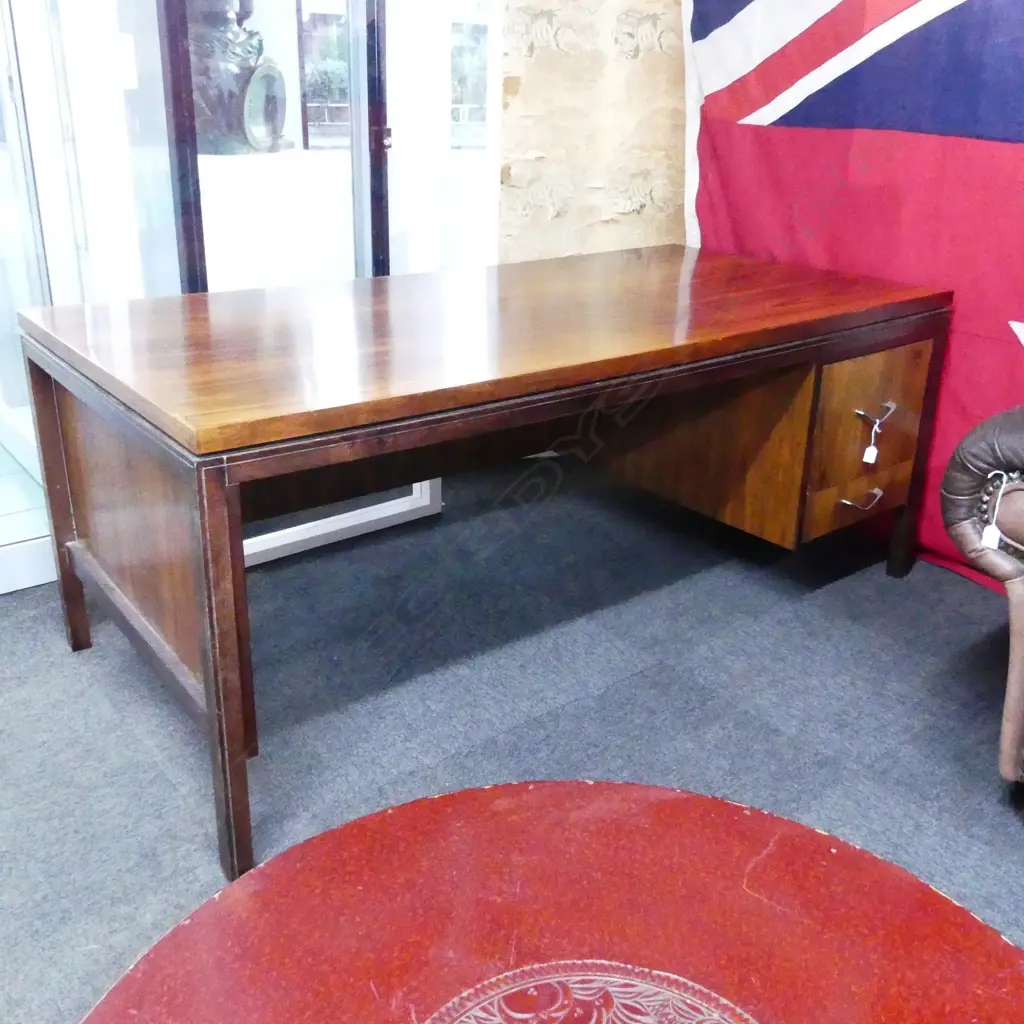 LG RETRO / MID CENTURY EXECUTIVE ROSEWOOD & WALNUT VENEER DESK 1825x910mm Image 1++