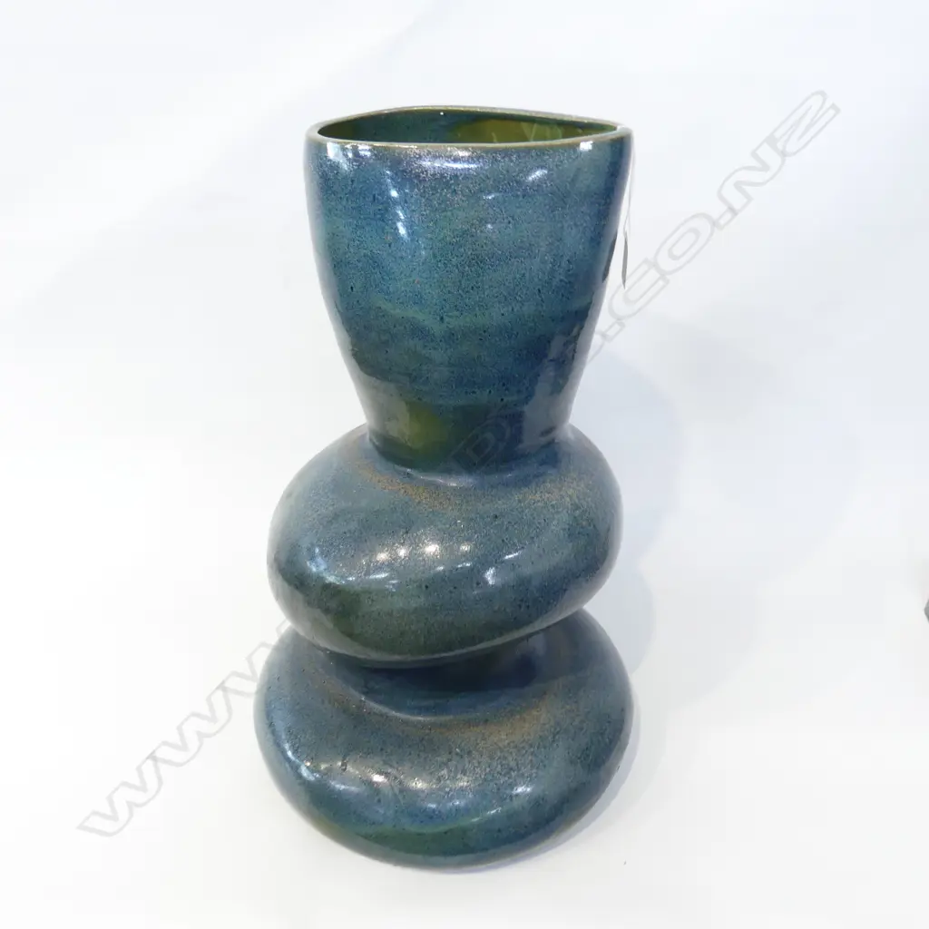 FREESTYLE POTTERY VASE H.550mm Image 1++