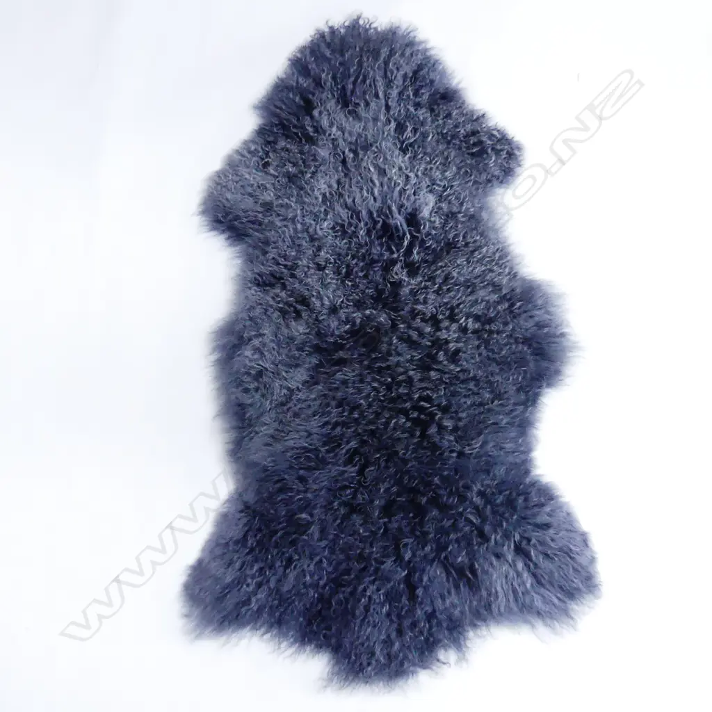 TIBETAN LAMB RUG Image 1++