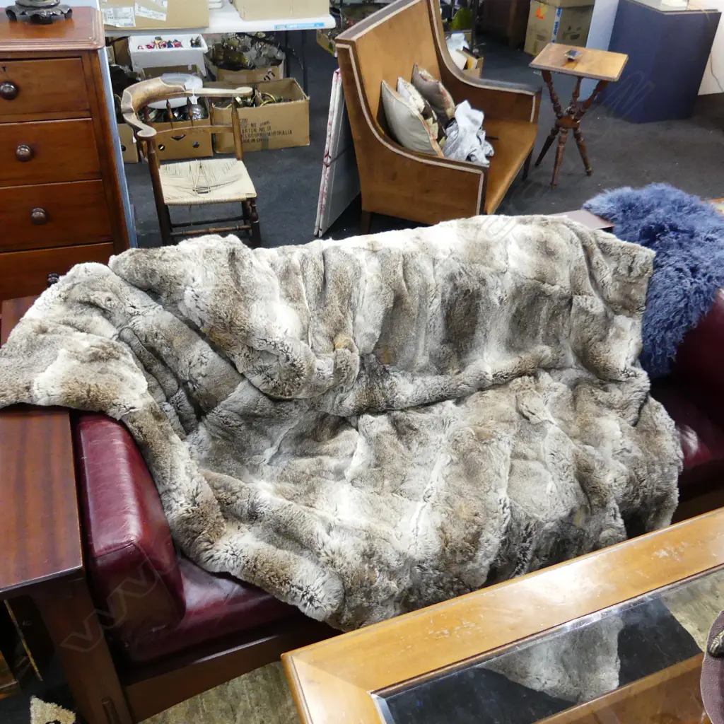 LG RABBIT FUR THROW / BEDCOVER 1900x1500mm Image 1++