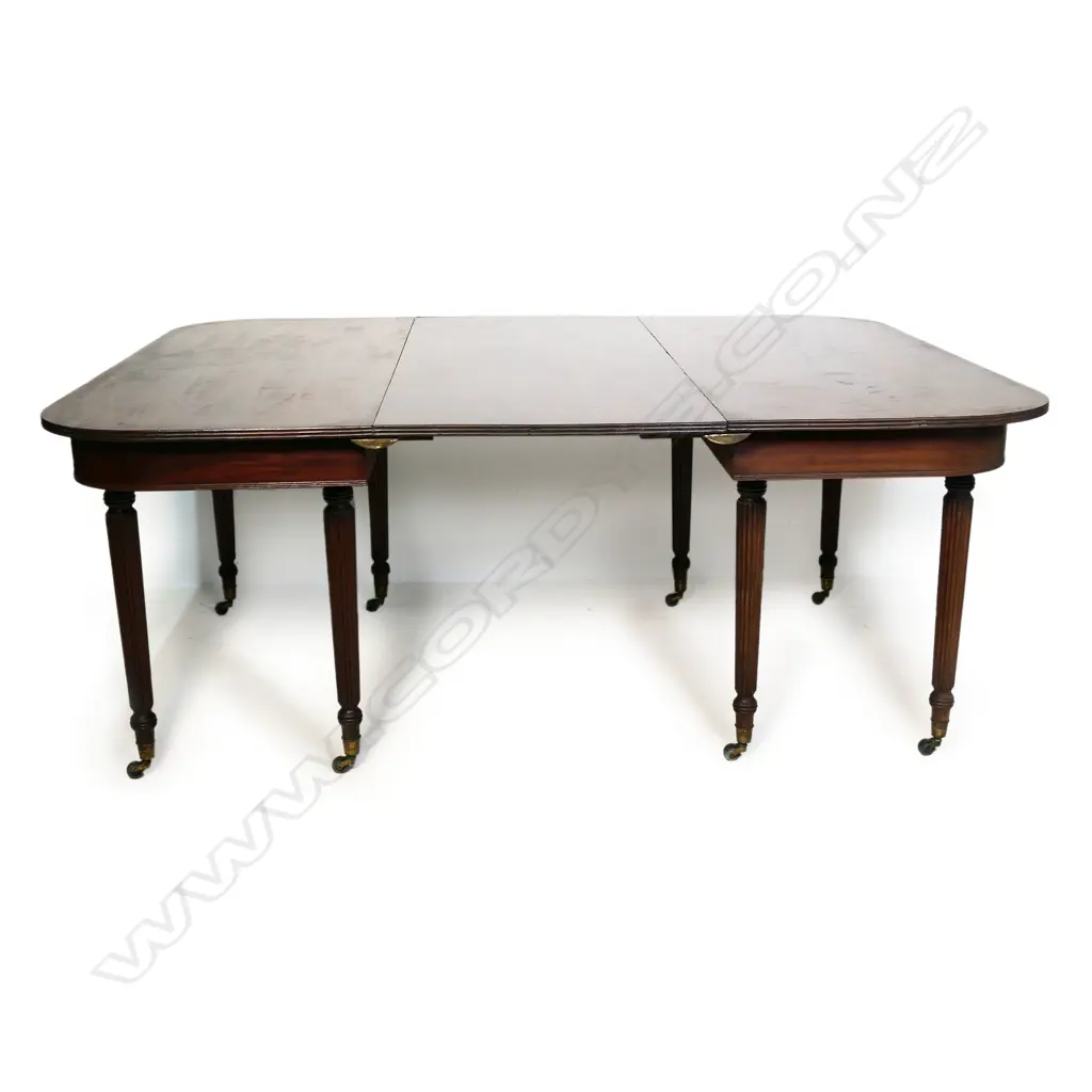 REGENCY MAHOGANY DINING TABLE w. 1 LEAF, 1440 x 1790 x 730mm Image 1++