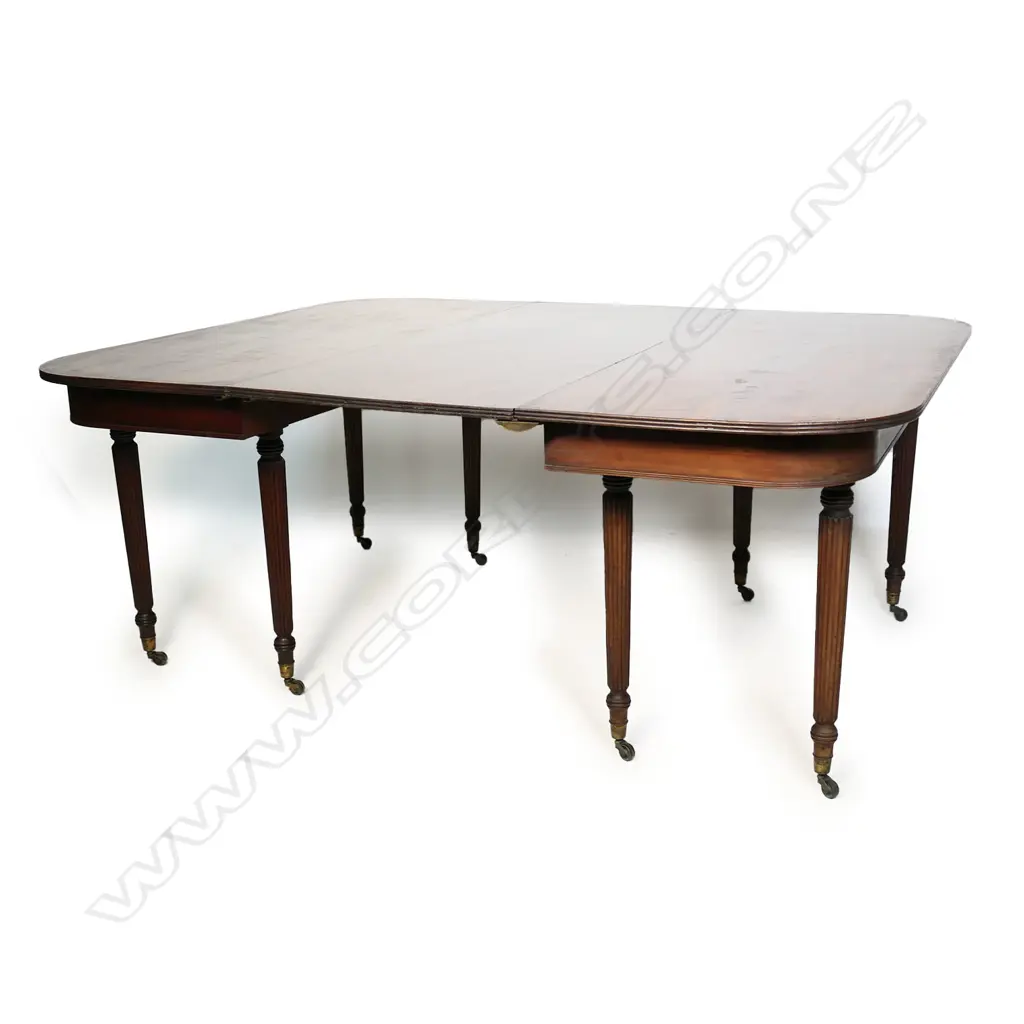 REGENCY MAHOGANY DINING TABLE w. 1 LEAF, 1440 x 1790 x 730mm Image 1++