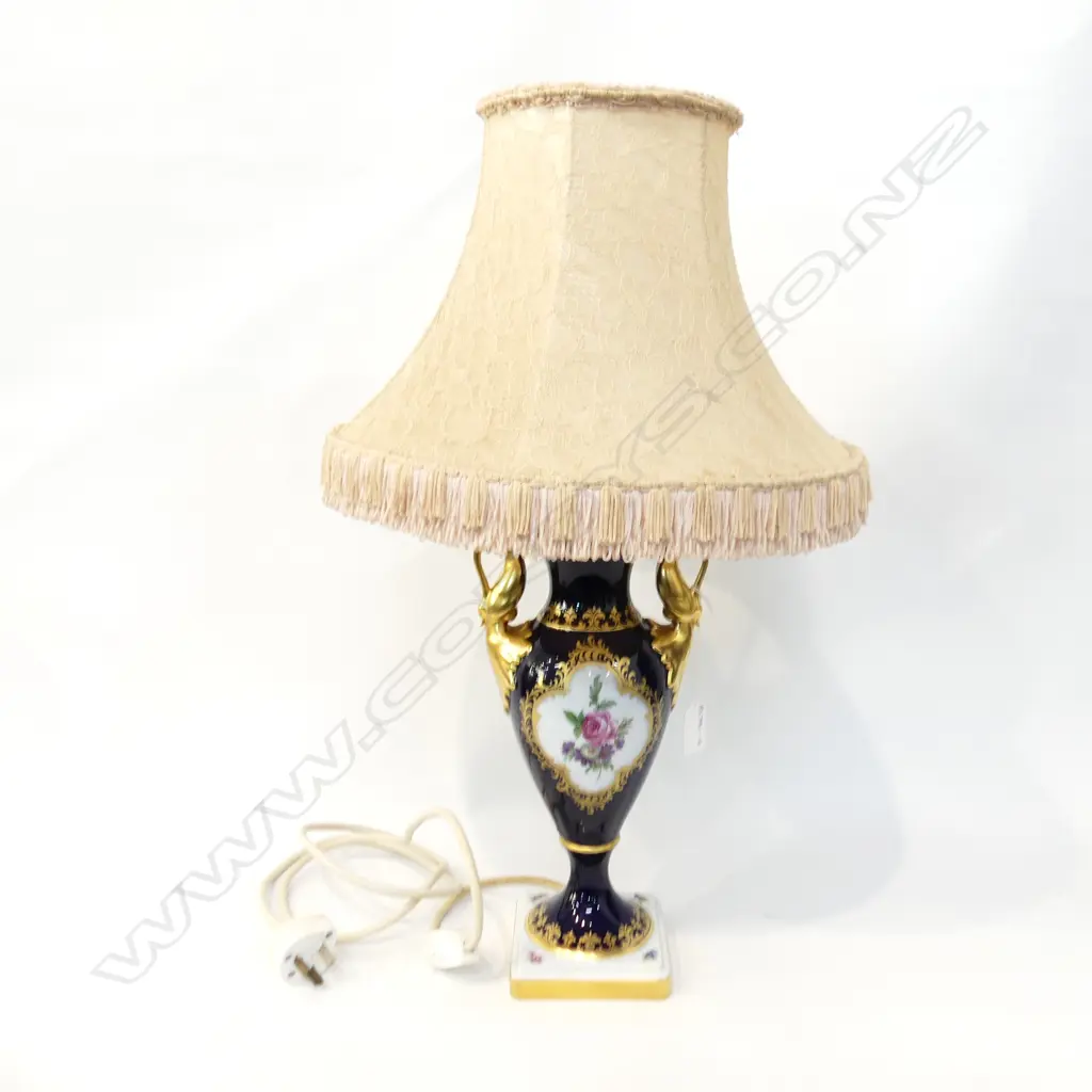 KEISER PORCELAIN LAMP w. SHADE H.530mm Image 1++