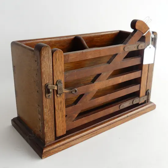 VINTAGE DESK ORGANISER; w. NOVELTY GATE 270x125x190mm