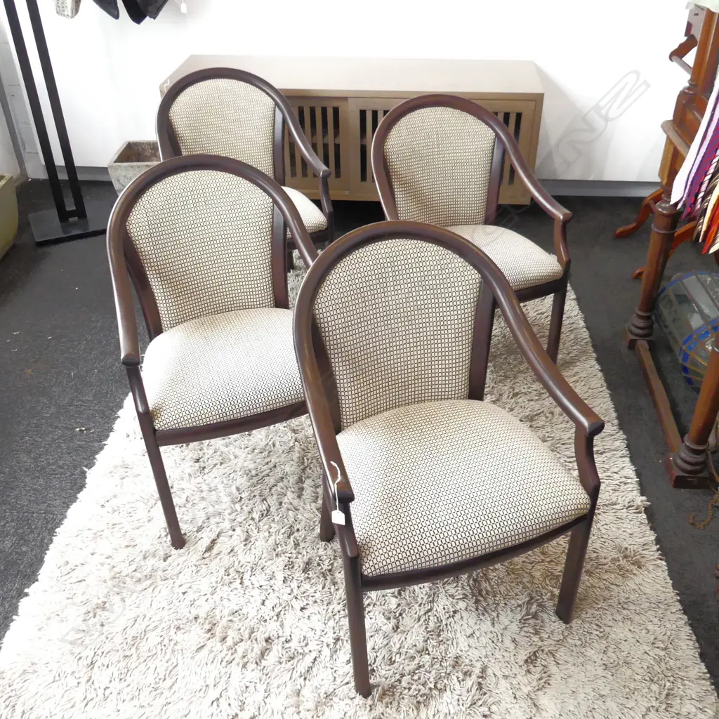 4 UPHOLSTERED BRIDGE CHAIRS Image 1++
