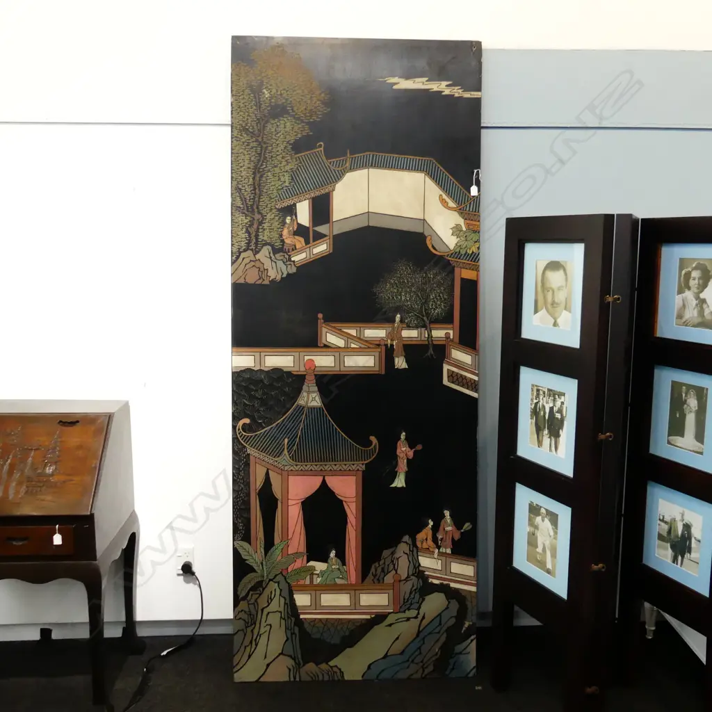 LGE 1 PANEL JAPANESE SCREEN CARVED & PAINTED. H.2450mm. Image 1++
