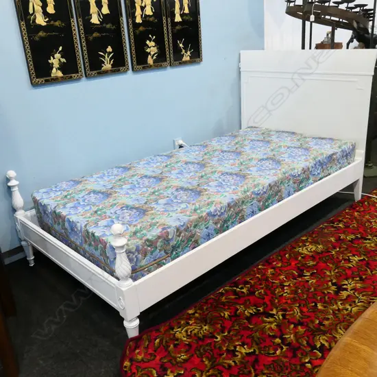 FRENCH WHITE LACQUER SINGLE BED ENDS w. SIDE RAILS, SLATS & UNUSED MATTRESS W.1090mm H.1010mm