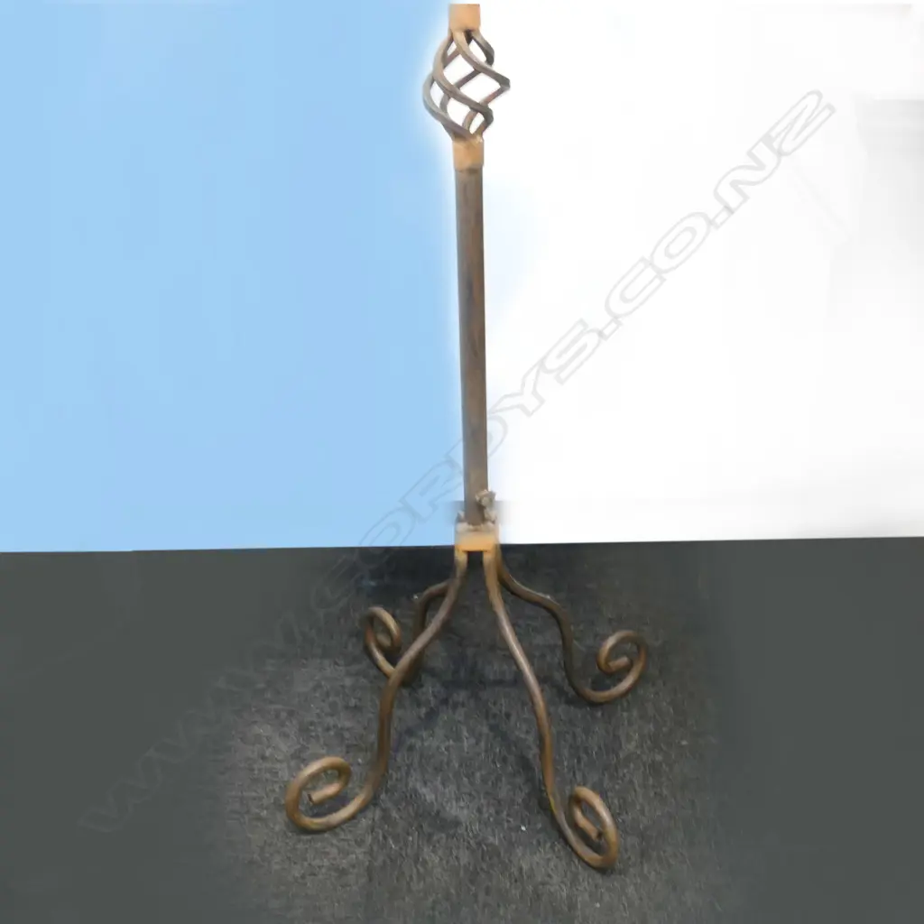WROUGHT IRON MULTI-CANDELABRA 700 x 600 x 1380mm Image 1++