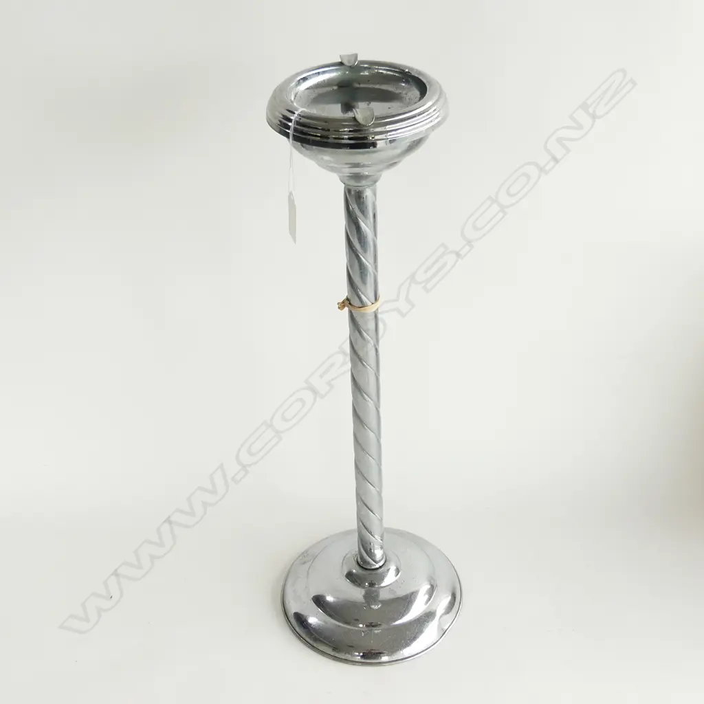 VINTAGE RETRO CHROME ASHTRAY STAND H. 540MM Image 1++