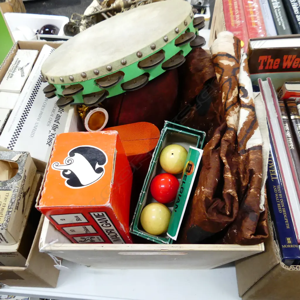 BOX LOT TAPA CLOTH, MAORI GAME, RUGBY BALL, TEAPOT, 3 BILLIARD BALLS, McCALLUM JUG ETC Image 1++