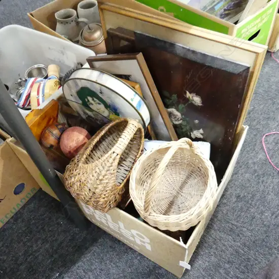 BOX LOT ASST. CERAMICS, SMALL WOVEN BASKETS ETC