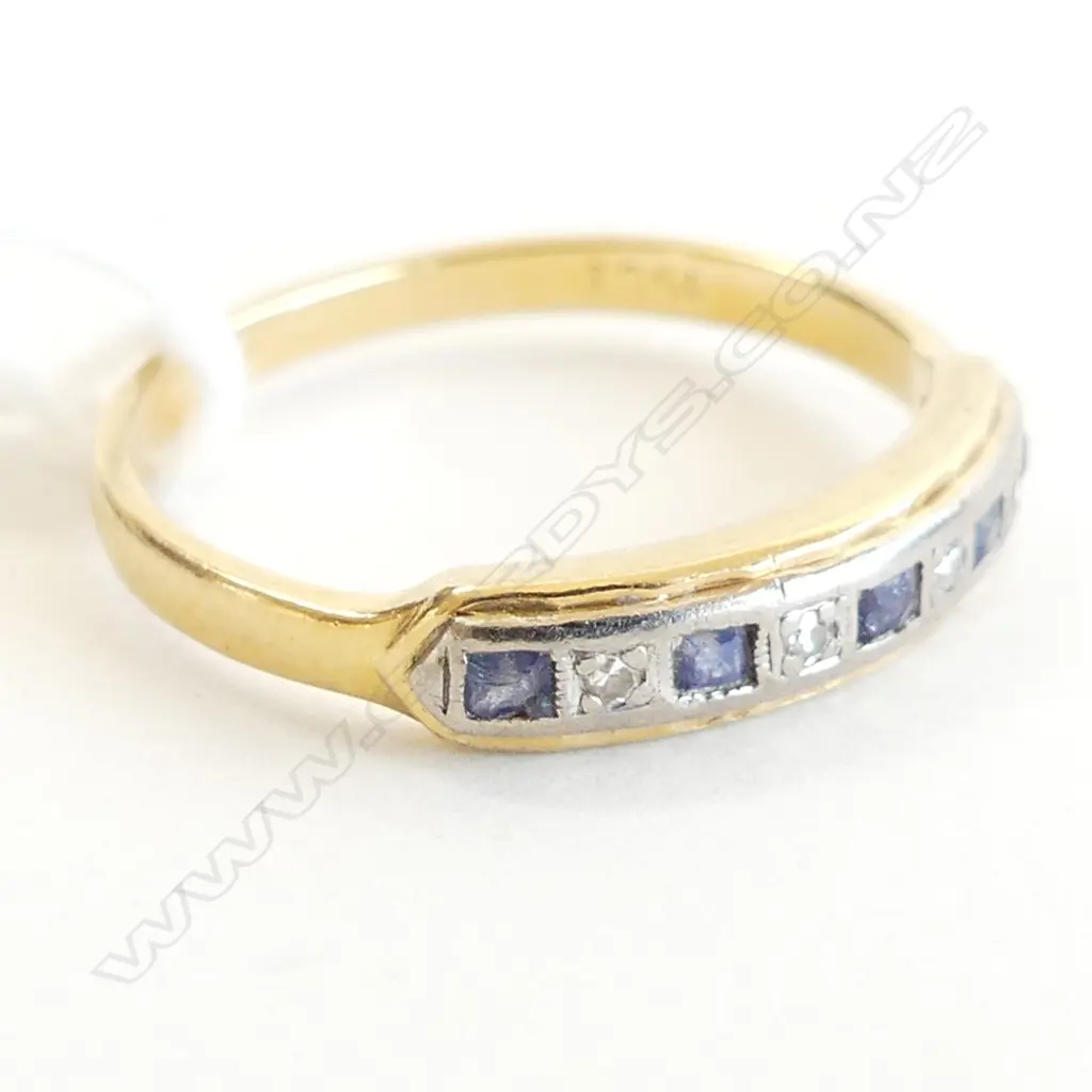 18CT GOLD DIAMOND & SAPPHIRE ETERNITY RING 2.2GMS Image 1++